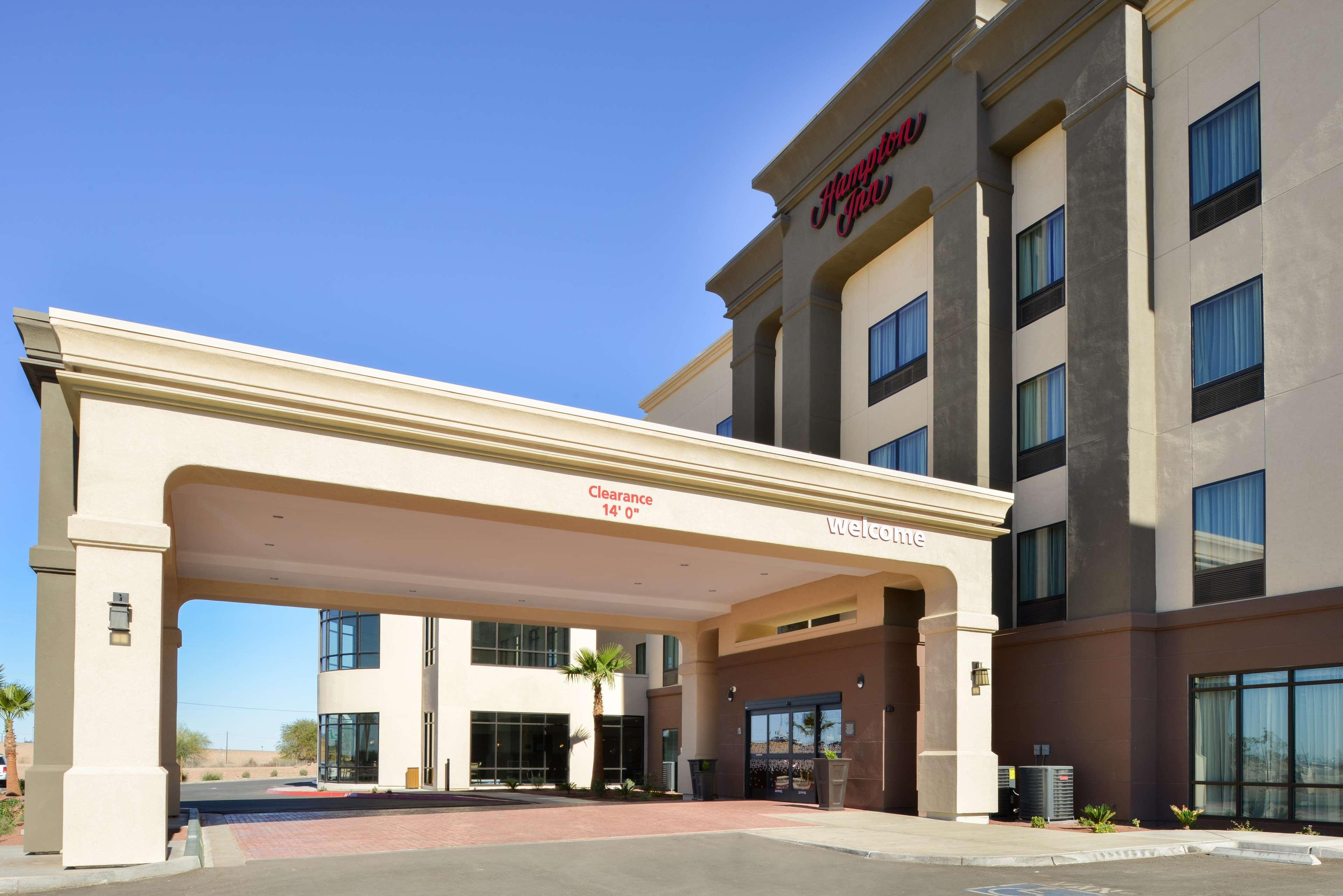 Hampton Inn El Centro Bagian luar foto
