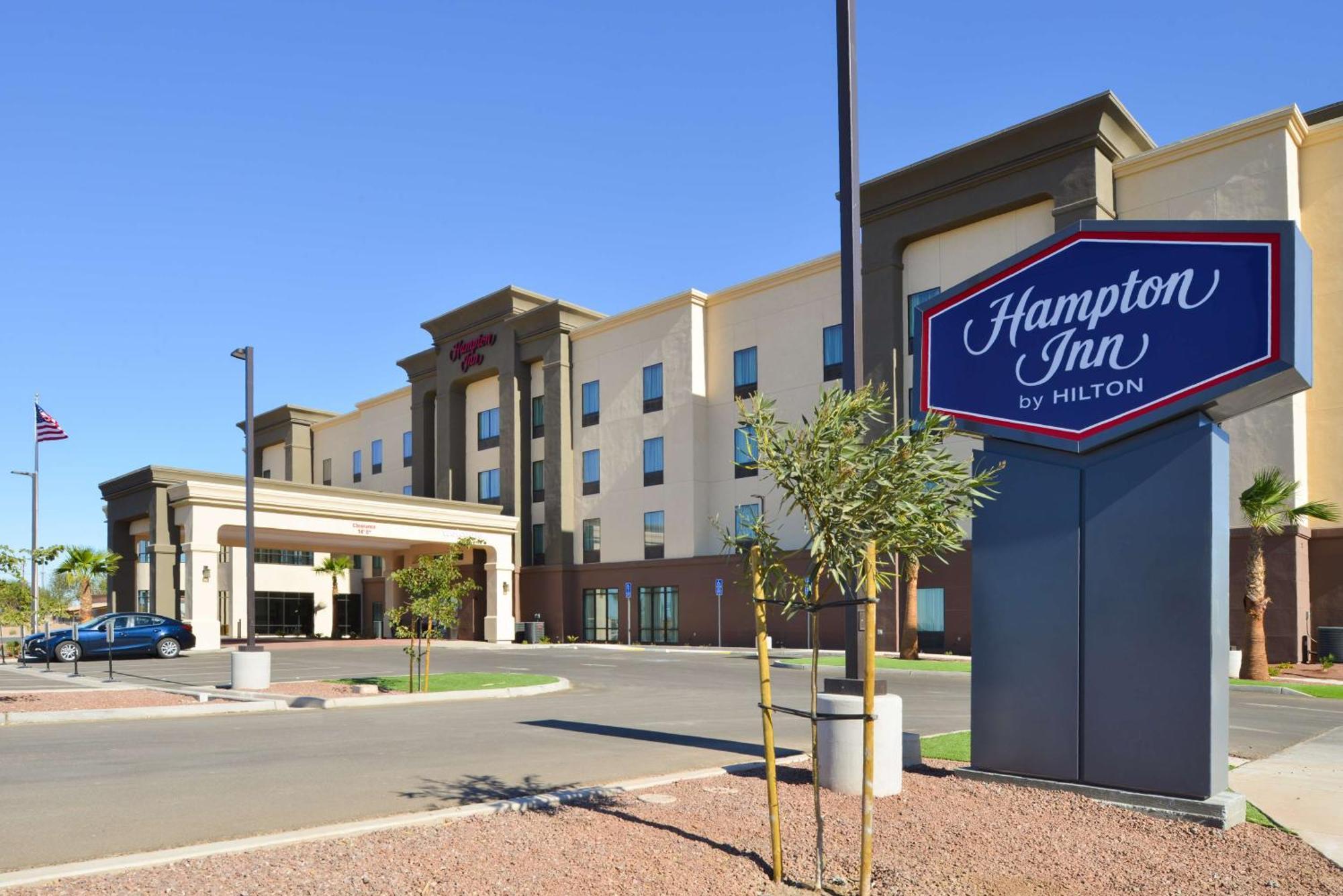 Hampton Inn El Centro Bagian luar foto