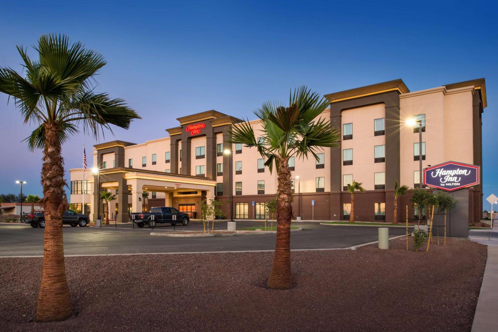Hampton Inn El Centro Bagian luar foto
